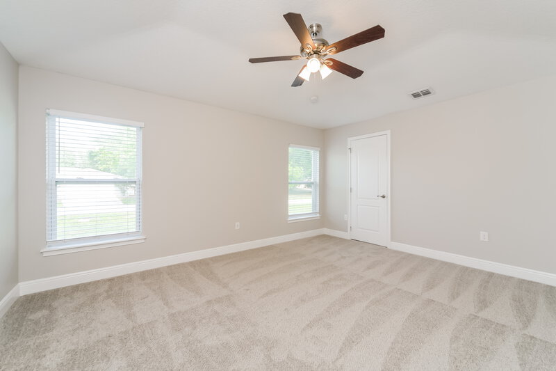 2,115/Mo, 828 Valnera Ct Kissimmee, FL 34758 Main Bedroom View 2