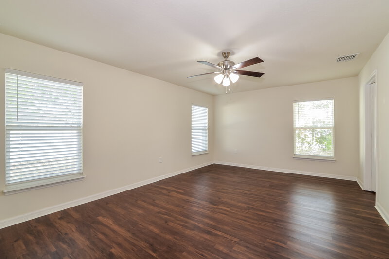 1,935/Mo, 938 Nancy Court Kissimmee, FL 34759 Main Bedroom View