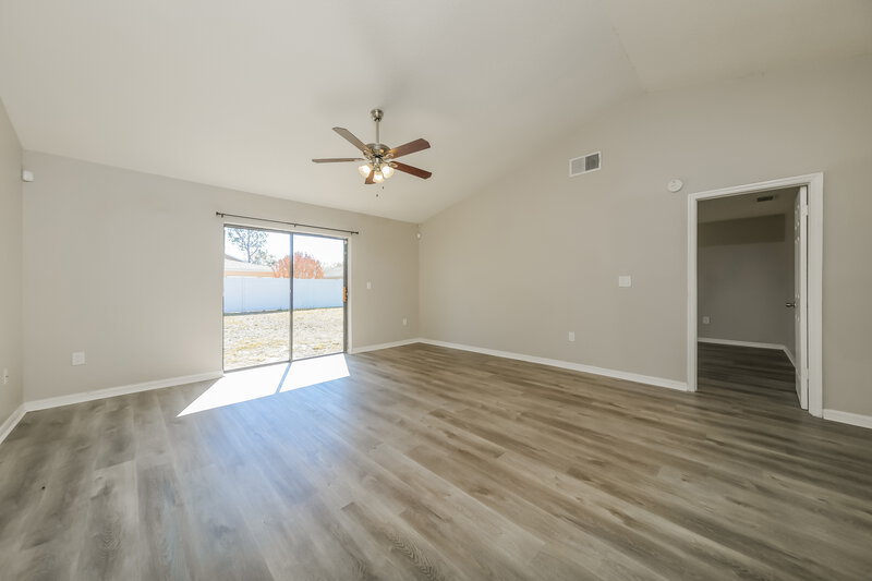 1,695/Mo, 351 Montgomery Ct Kissimmee, FL 34758 Living Room View