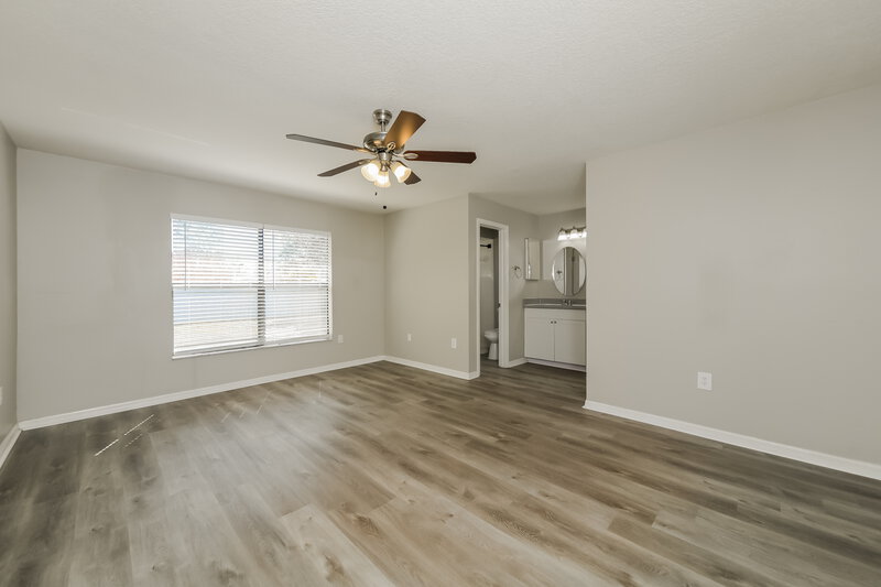 1,695/Mo, 351 Montgomery Ct Kissimmee, FL 34758 Main Bedroom View