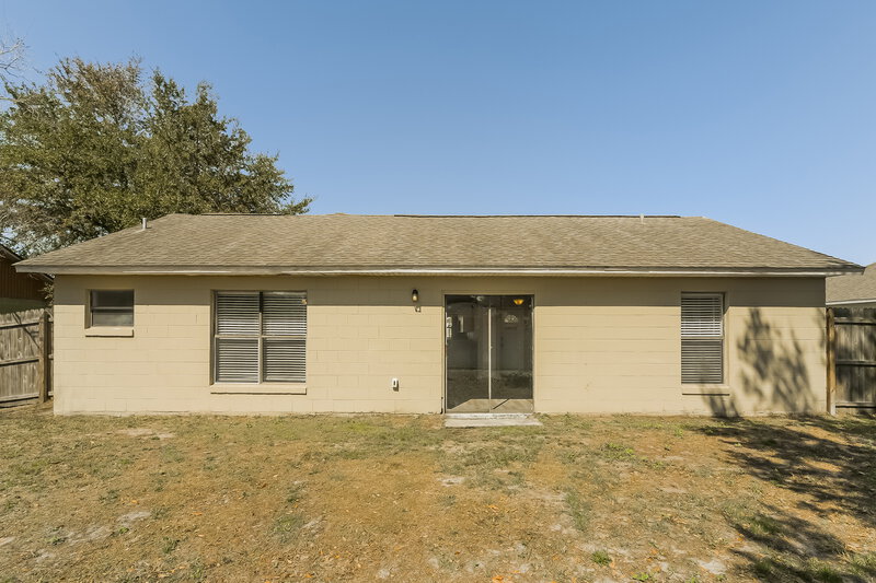 1,695/Mo, 351 Montgomery Ct Kissimmee, FL 34758 Rear View