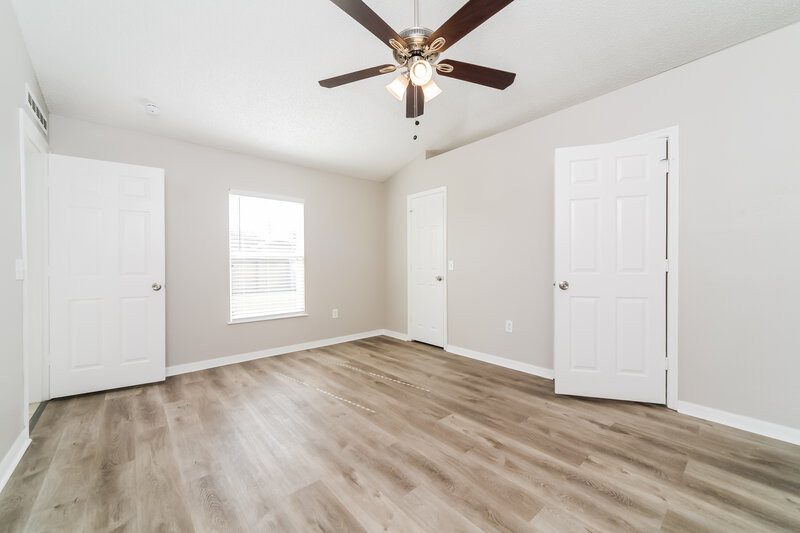 1,850/Mo, 816 Jarnac Dr Kissimmee, FL 34759 Main Bedroom View 2