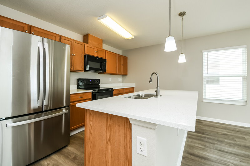 2,080/Mo, 4483 Baler Trails Drive Saint Cloud, FL 34772 Kitchen View