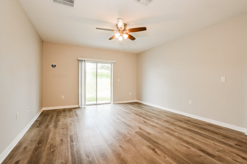 1,795/Mo, 2519 Valhalla Dr Tavares, FL 32778 Living Room View