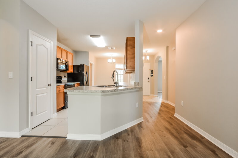 1,795/Mo, 2519 Valhalla Dr Tavares, FL 32778 Kitchen View