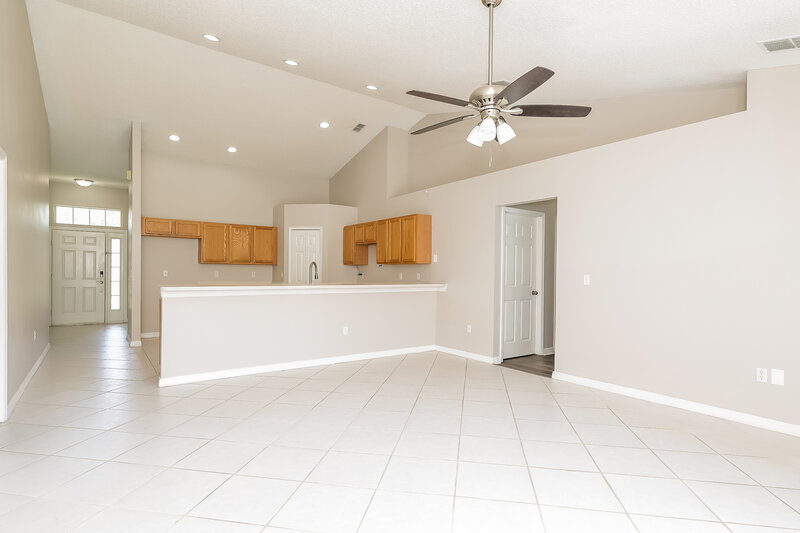 1,980/Mo, 634 Basingstoke Ct Kissimmee, FL 34758 Living Room View