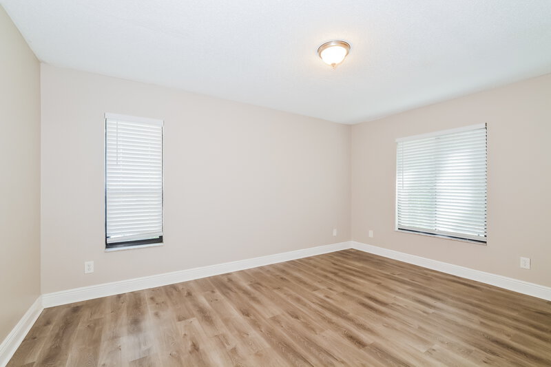 2,200/Mo, 1024 Old Magnolia Cove Apopka, FL 32712 Bedroom View 2