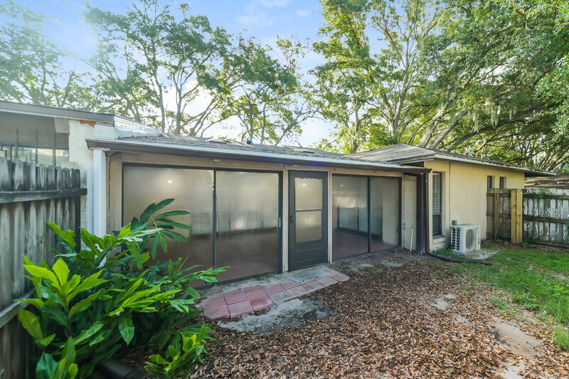 2,205/Mo, 1024 Old Magnolia Cove Apopka, FL 32712 Rear View