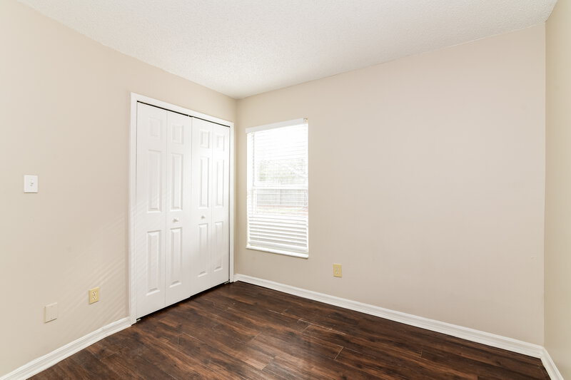 1,580/Mo, 212 Great Yarmouth Court Kissimmee, FL 34758 Bedroom View 2