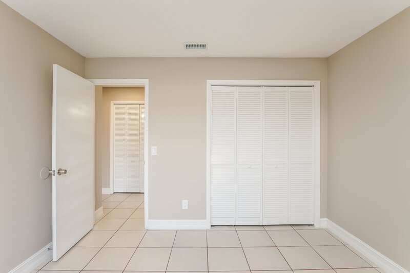 2,275/Mo, 2622 Dixie Ln Kissimmee, FL 34744 Bedroom View