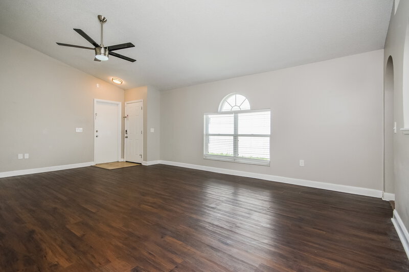 2,075/Mo, 7661 Harbor Bend Cir Orlando, FL 32822 Living Room View 2