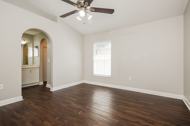 2,075/Mo, 7661 Harbor Bend Cir Orlando, FL 32822 Main Bedroom View