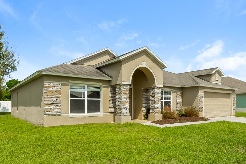 2,255/Mo, 4619 Woodford Dr Kissimmee, FL 34758 Front View