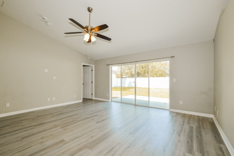 2,255/Mo, 4619 Woodford Dr Kissimmee, FL 34758 Living Room View