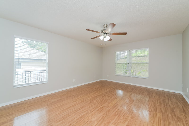 0/Mo, 1923 Southern Oak Loop Minneola, FL 34715 Main Bedroom View