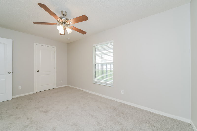 0/Mo, 1923 Southern Oak Loop Minneola, FL 34715 Bedroom View 2