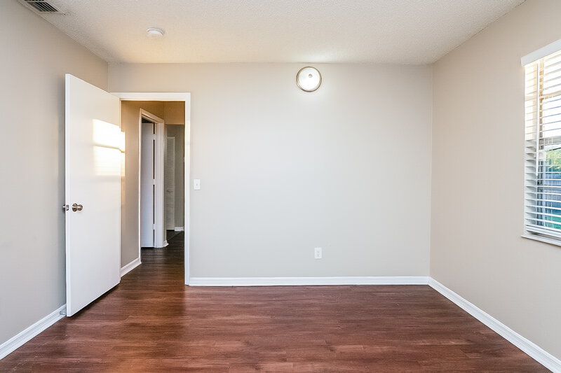 1,595/Mo, 718 Del Prado Dr Kissimmee, FL 34758 Bedroom View 4