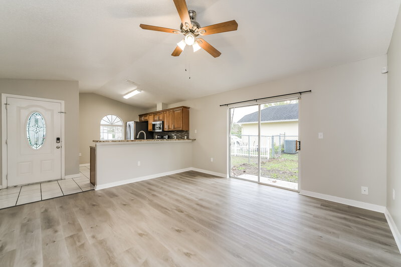 1,735/Mo, 1323 Dover Dr Kissimmee, FL 34758 Living Room View 2