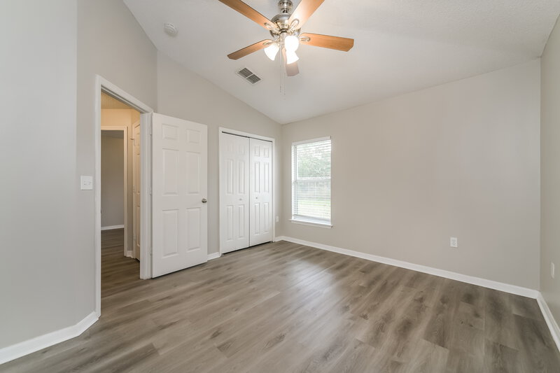 1,735/Mo, 1323 Dover Dr Kissimmee, FL 34758 Main Bedroom View