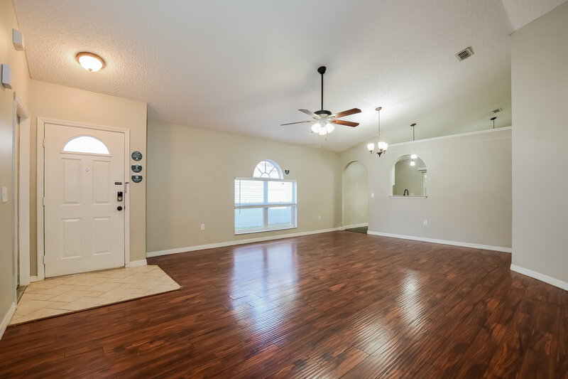 2,005/Mo, 153 Gleason Cv Sanford, FL 32773 Living Room View