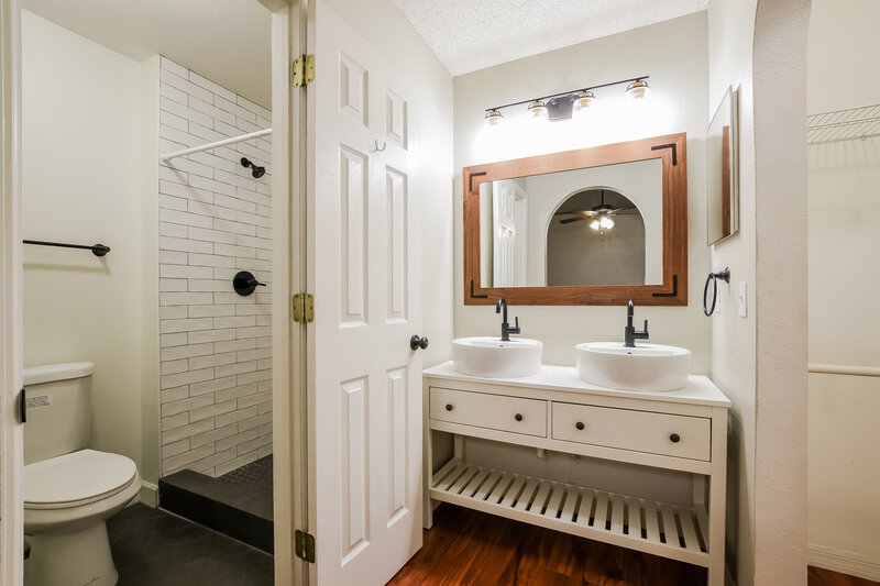 2,005/Mo, 153 Gleason Cv Sanford, FL 32773 Main Bathroom View