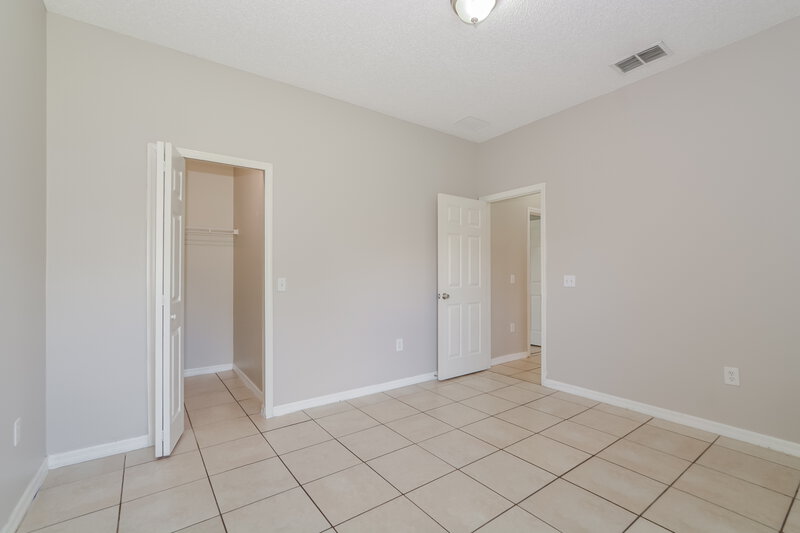 2,110/Mo, 562 Bristol Cir Kissimmee, FL 34758 Bedroom View 4
