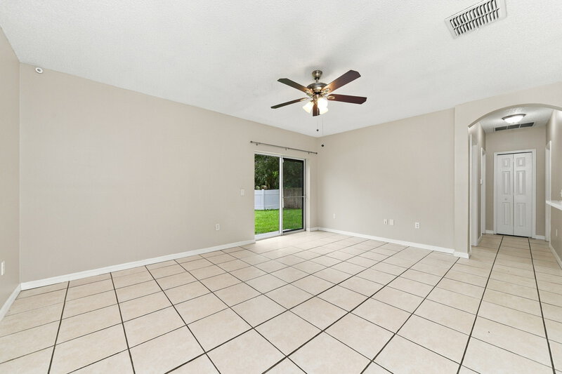 1,805/Mo, 1005 Dudley Dr Kissimmee, FL 34758 Living Room View