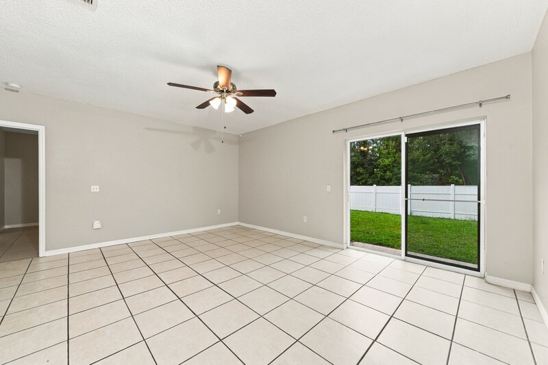 1,805/Mo, 1005 Dudley Dr Kissimmee, FL 34758 Living Room View 2