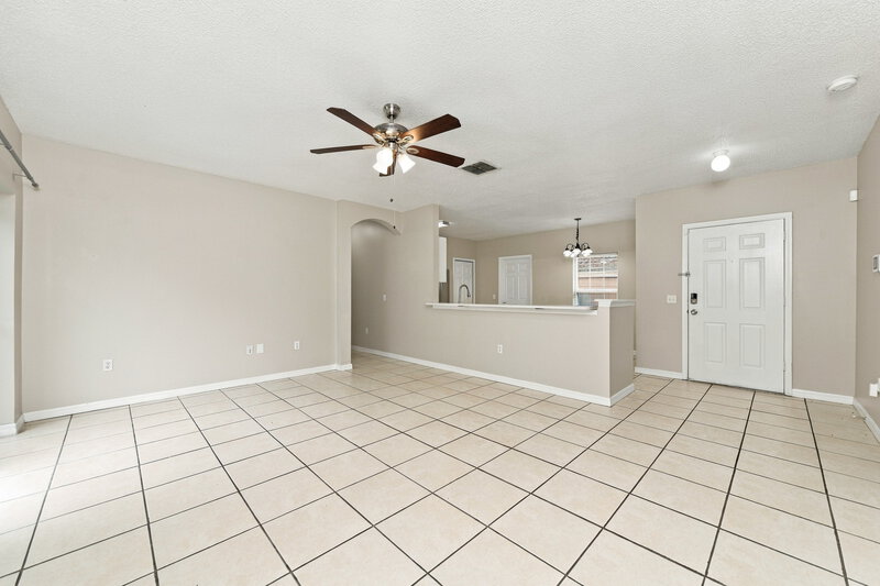 1,805/Mo, 1005 Dudley Dr Kissimmee, FL 34758 Living Room View 4