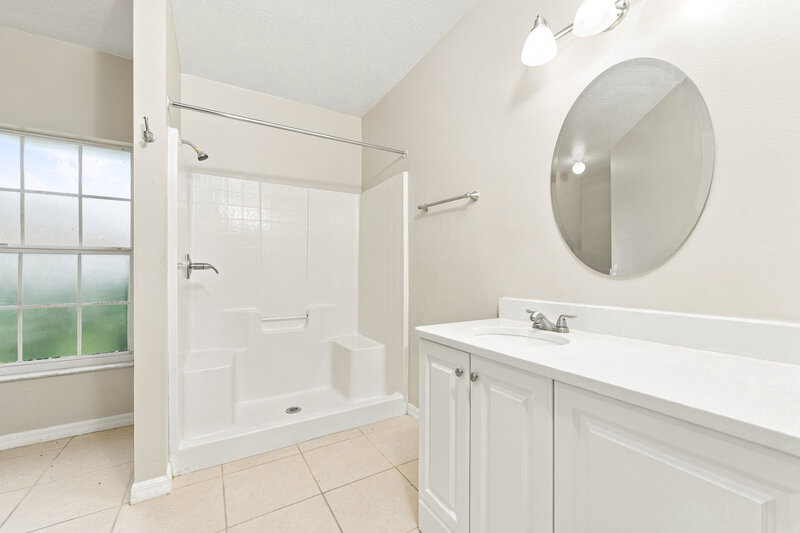 1,805/Mo, 1005 Dudley Dr Kissimmee, FL 34758 Primary Bathroom View