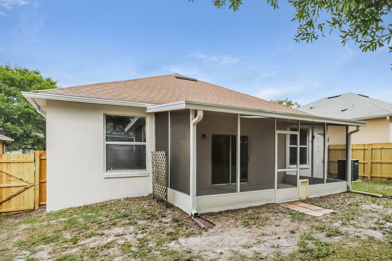 2,265/Mo, 2012 Swift Rd Oviedo, FL 32766 Rear View