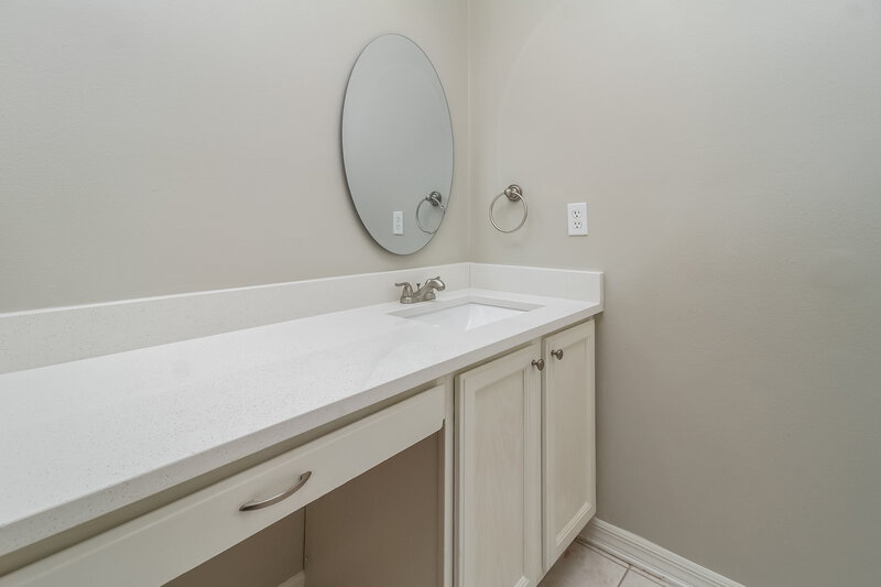 2,080/Mo, 16014 Chichester Ct Clermont, FL 34714 Master Bathroom View