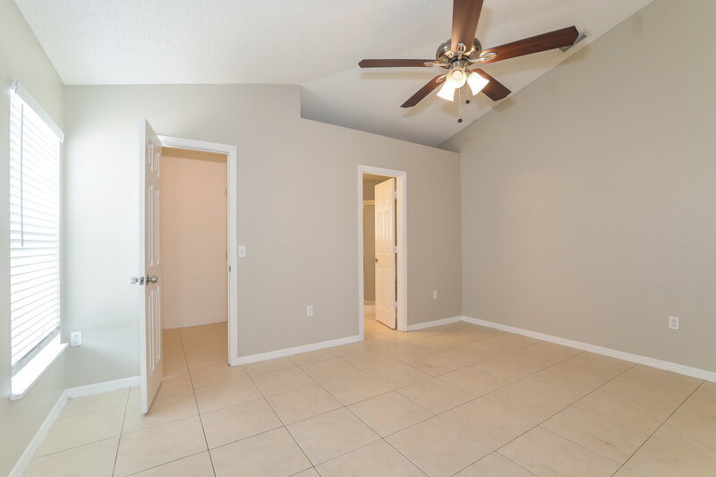 1,675/Mo, 64 Bolton Ct Kissimmee, FL 34758 Main Bedroom View