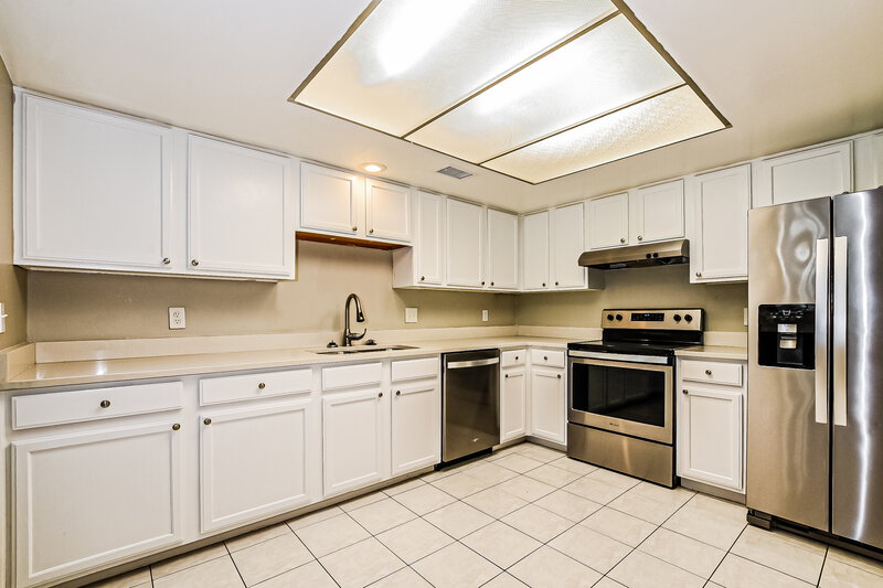 1,995/Mo, 1348 Andes Dr Winter Springs, FL 32708 Kitchen View