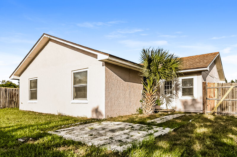 1,995/Mo, 1348 Andes Dr Winter Springs, FL 32708 Rear View