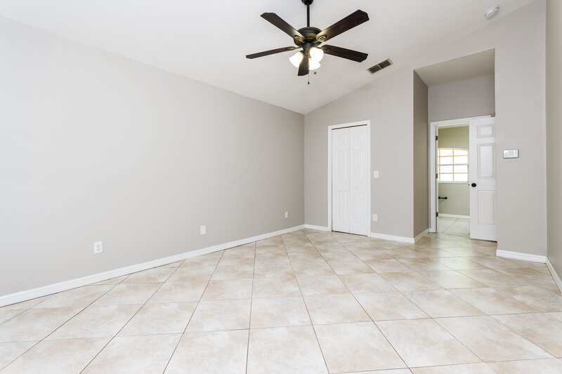 2,095/Mo, 2607 Settlers Trail Saint Cloud, FL 34772 Main Bedroom View 2