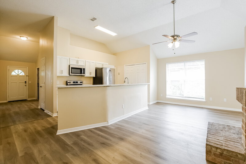 2,595/Mo, 1053 Brielle Ave Oviedo, FL 32765 Living Room View 2