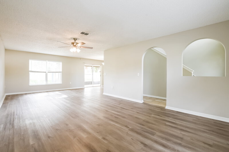 2,190/Mo, 1097 Amanda Kay Cir Sanford, FL 32771 Living Room View 2