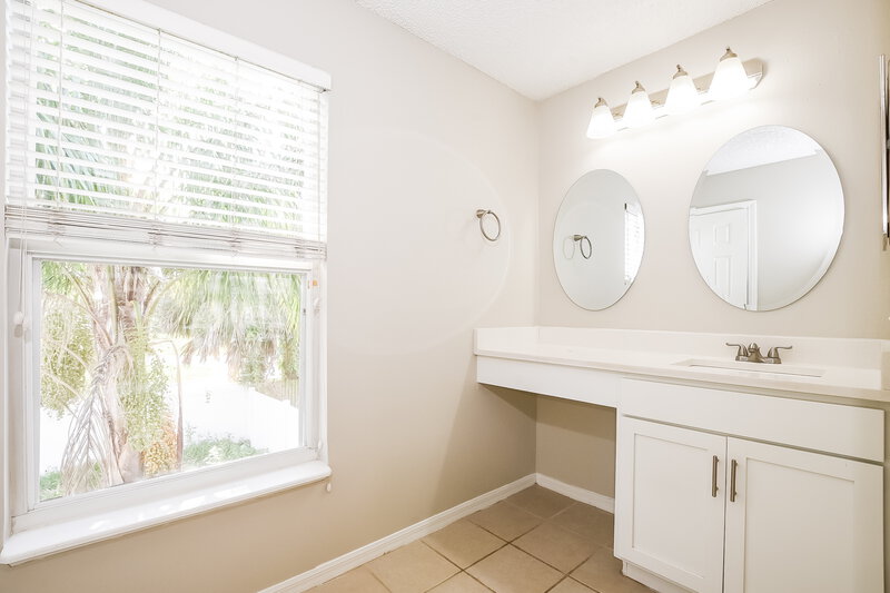 2,190/Mo, 1097 Amanda Kay Cir Sanford, FL 32771 Main Bathroom View