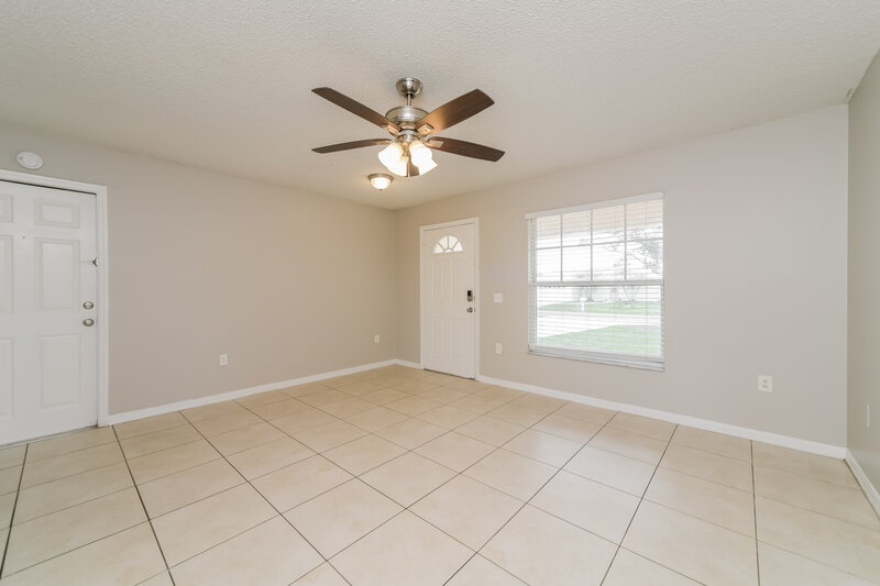 1,760/Mo, 818 San Jose Ct Kissimmee, FL 34758 Living Room View