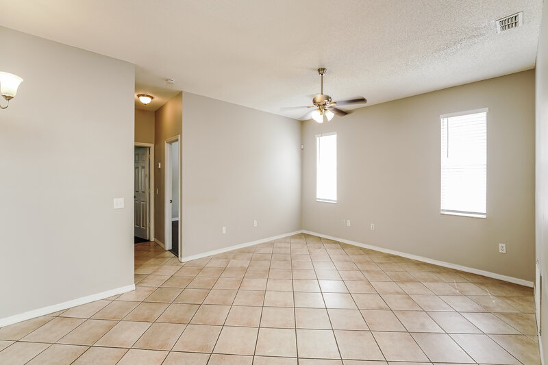 1,805/Mo, 55 Alicante Ct Kissimmee, FL 34758 Main Bedroom View