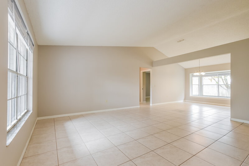 2,345/Mo, 1999 Excalibur Dr Orlando, FL 32822 Living Room View 2