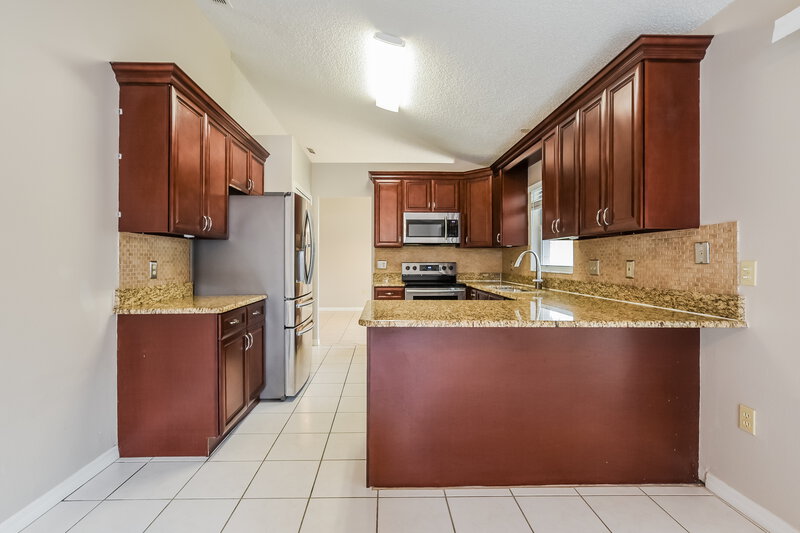 2,345/Mo, 1999 Excalibur Dr Orlando, FL 32822 Kitchen View 2