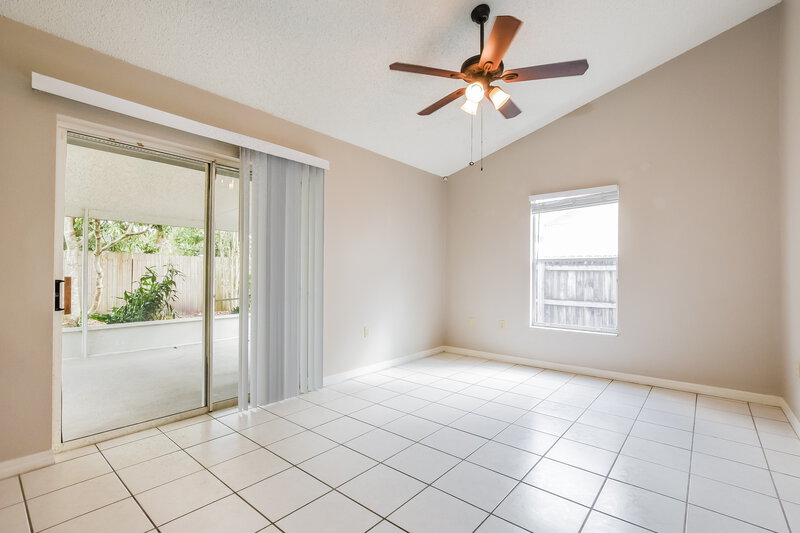 2,345/Mo, 1999 Excalibur Dr Orlando, FL 32822 Family Room View