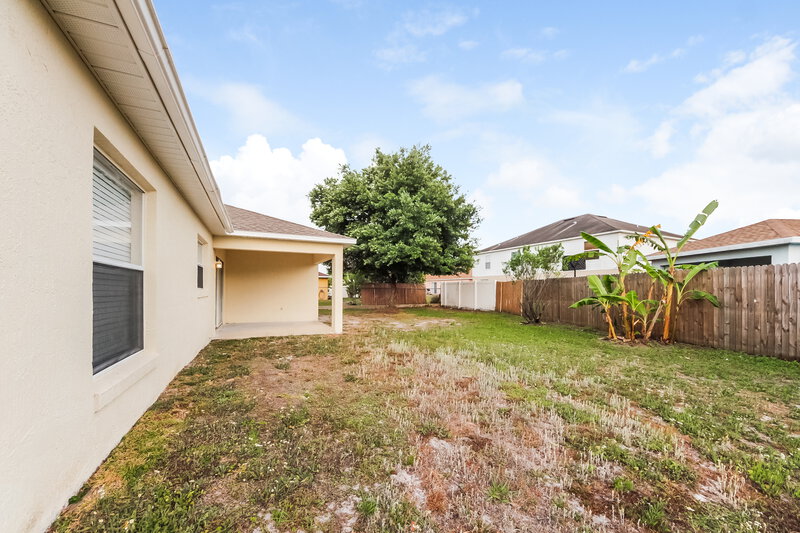 1,980/Mo, 2 Coventry Ct Kissimmee, FL 34758 Rear View