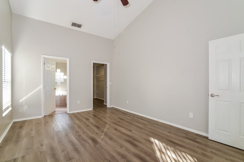 2,350/Mo, 4412 Brookstone Ct Orlando, FL 32826 Main Bedroom View