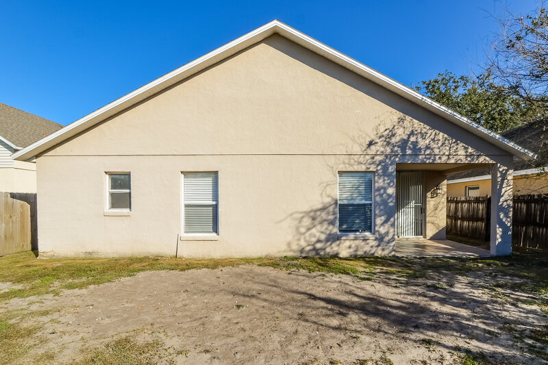 2,350/Mo, 4412 Brookstone Ct Orlando, FL 32826 Rear View