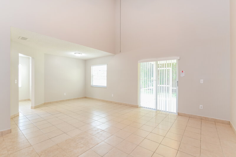 2,375/Mo, 4728 Alexis Dr Kissimmee, FL 34746 Living Room View