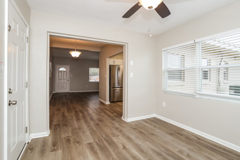 0/Mo, 1720 N Hudson St Orlando, FL 32808 Sun Room View