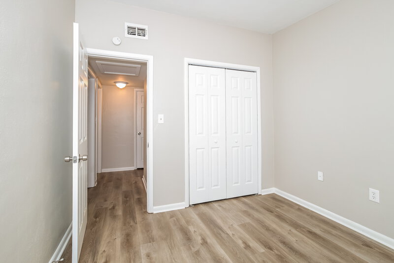 0/Mo, 1720 N Hudson St Orlando, FL 32808 Bedroom View 2